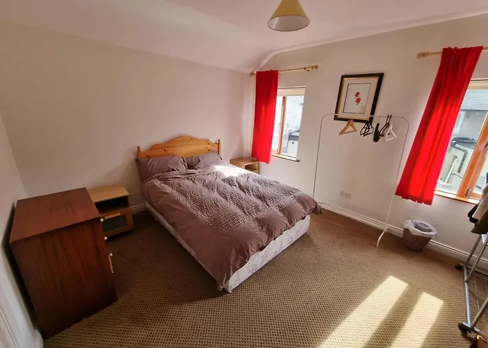 Entire House With Parking, Centrally Located & Close To Aviva Stadium